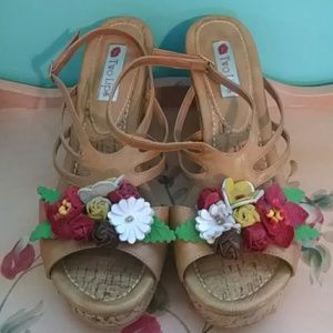 Two Lips Flora Flower Platforms 9 Cork Sandals